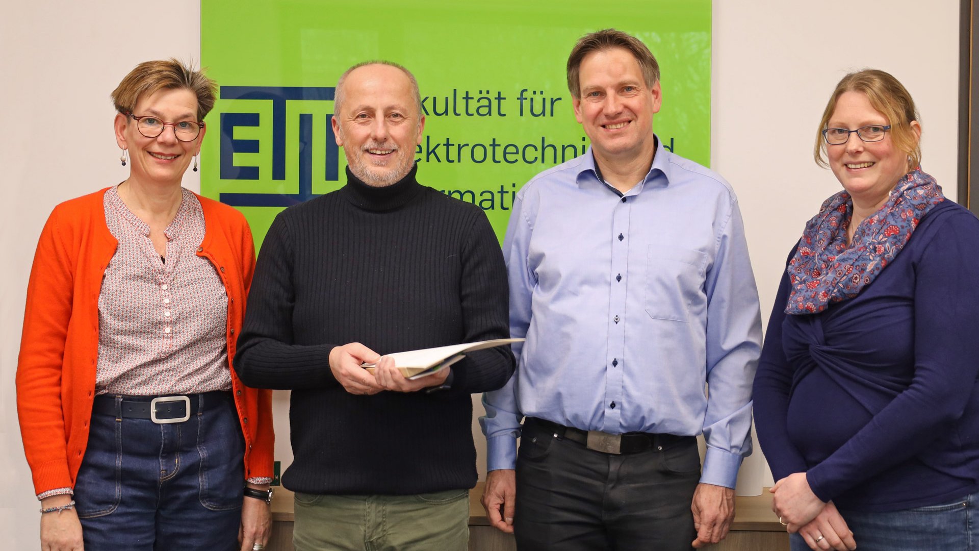 Dienstjubiläum Thomas Mussenbrock (© RUB/ETIT)