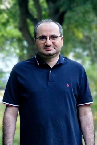 Dr. Alireza Habibi