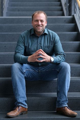 Prof. Dr.-Ing. Nils Pohl