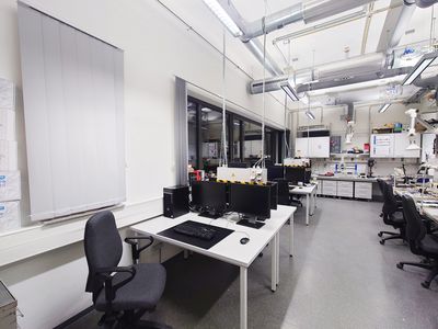 ETIT Electronic Workshop (© RUB/EWS)