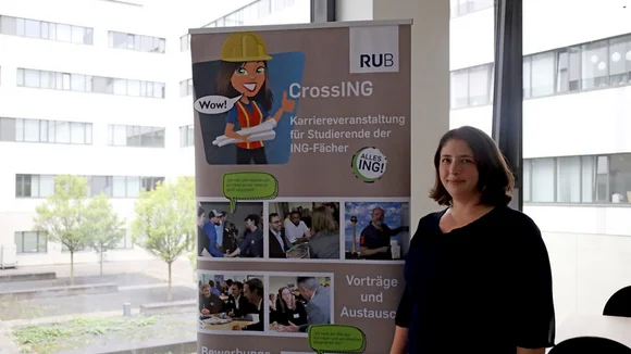 Ellen Losacker bei CrossING 2023 (© RUB/ETIT) Ellen Losacker bei CrossING 2023 (© RUB/ETIT)
