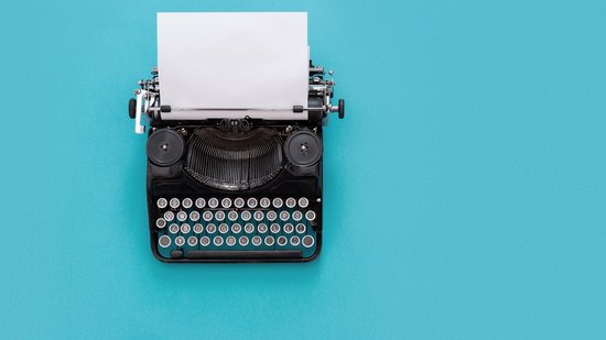 Schreibmaschine (© Adobe Stock)