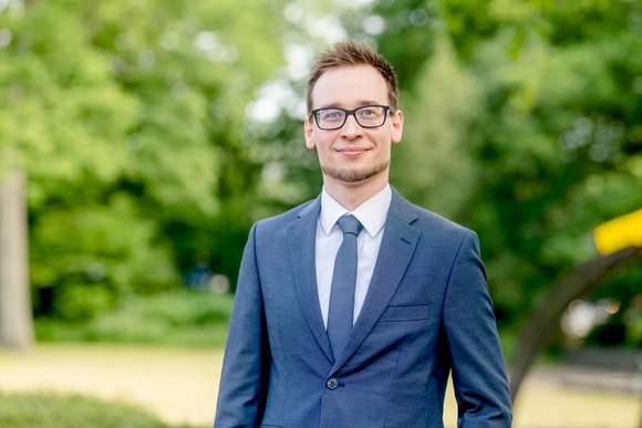 Dr. Max Hoffmann erhielt am Freitag, 18.06.2021 den Eickhoff-Preis 2021. (Foto:RUB/Marquard)