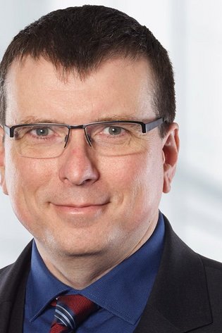 Prof. Dr.-Ing. Dirk Nüßler Prof. Dr.-Ing. Dirk Nüßler