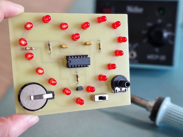 Schulprojekt Blinkende Herzen (© RUB/ETIT)