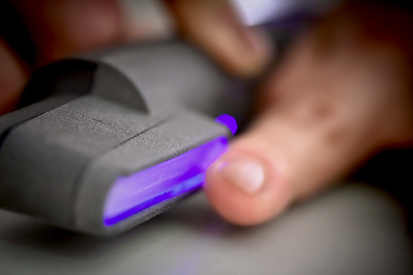 Plasma in der Kosmetik (© Roberto Schirdewahn) Plasma in der Kosmetik (© Roberto Schirdewahn)